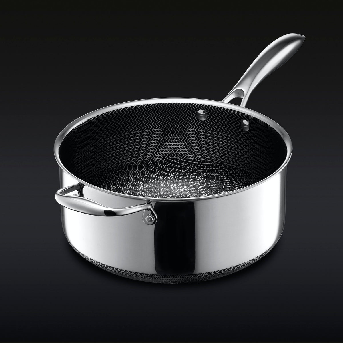 Hybrid Saucepan with Lid, 5-Qt